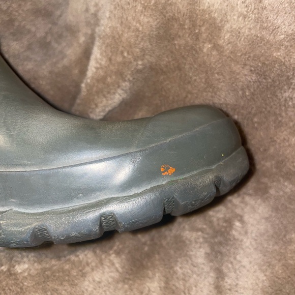 Hunter Green Women's Rain Boots - Picture 4 of 7